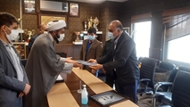 تجلیل از خانوادۀ شهید مدافع سلامت و جانبازان بیمارستان