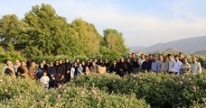 برپایی اردوی تفریحی با هدف تقدیر از زحمات کارکنان بیمارستان و شبکه بهداشت و درمان شهرستان فیروزآباد